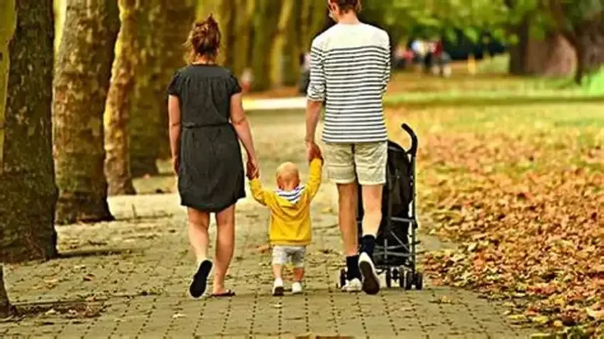 La defensa de la vida y el fortalecimiento de la familia son esenciales en tiempos de cambio social.