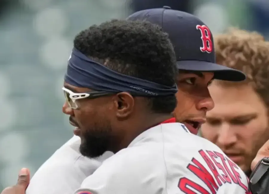 La destacada actuación de ambos jugadores resalta el talento venezolano en el béisbol.