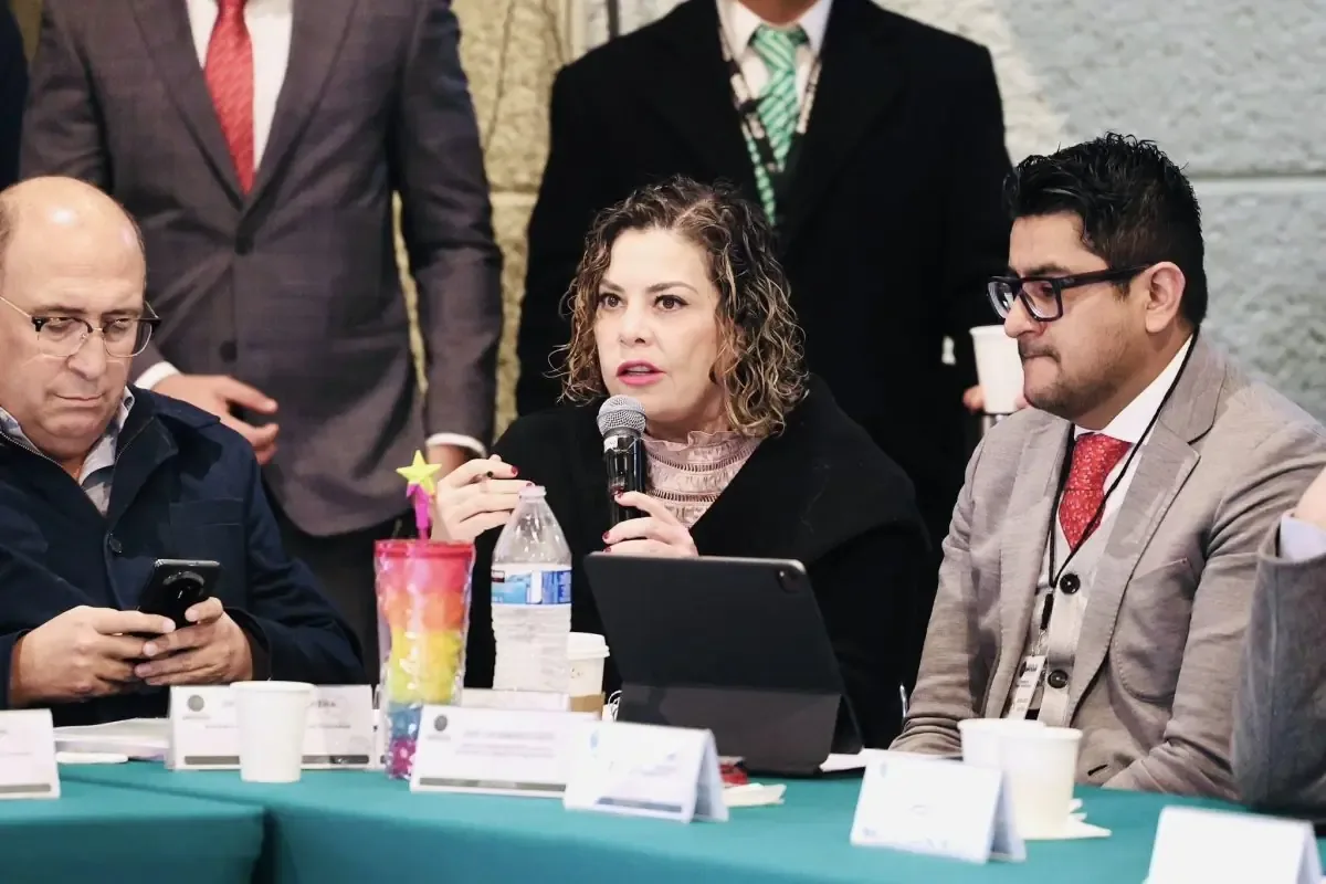 La diputada del PT defiende unidad del movimiento ante ataques de actores dentro de su partido.
