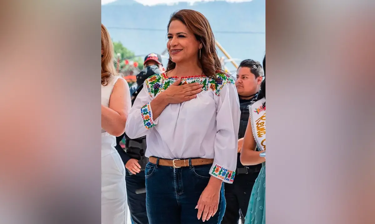 La diputada enfatiza el papel del municipalismo en el desarrollo cultural y económico.