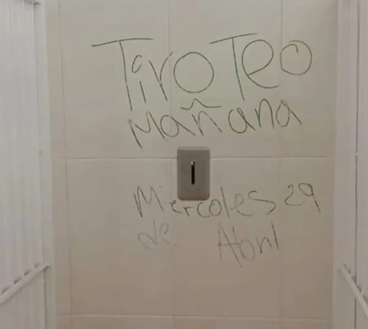 La diputada Fuensanta Guerrero demanda acción coordinada para proteger a estudiantes.