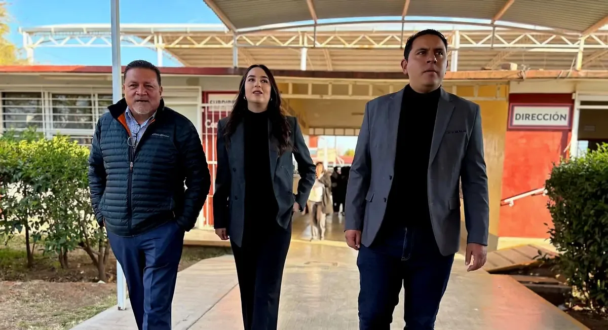 La diputada reafirma su compromiso con la educación y los valores cívicos en Guadalupe, Zacatecas.