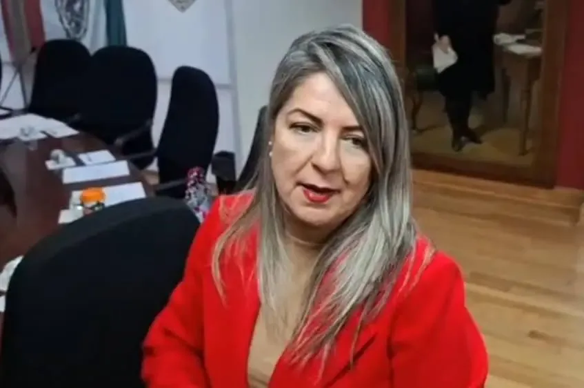 "La diputada Rosana Díaz durante la sesión en el Congreso de Chihuahua."