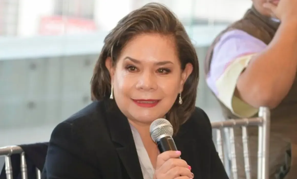 La diputada Tatiana Ángeles Moreno durante la conferencia en la que hizo controversiales declaraciones.