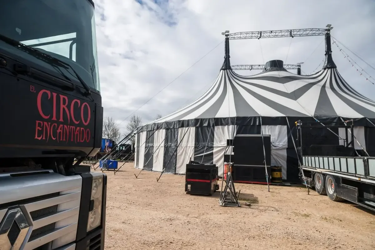 La disputa política y las complicaciones del circo Encantado marcan la actualidad en Mérida y Badajoz.