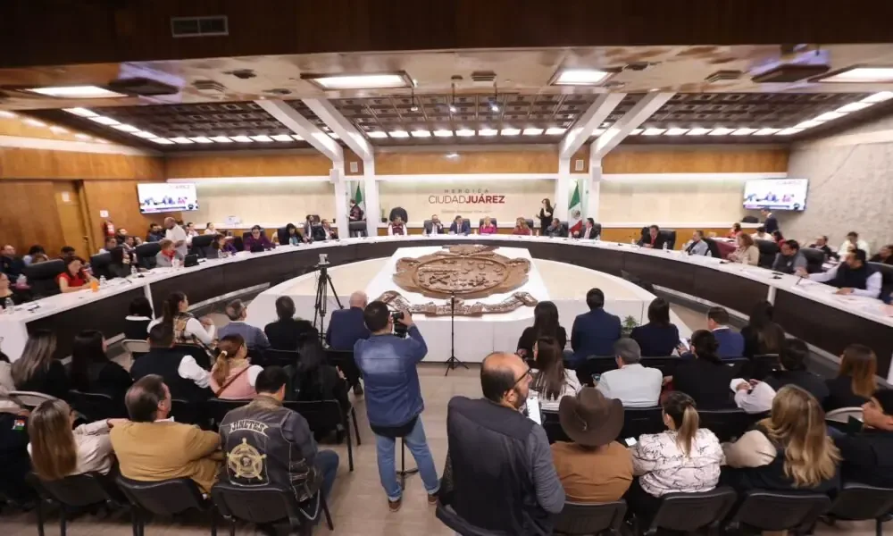 La donación busca facilitar el acceso a vivienda digna para familias juarenses.