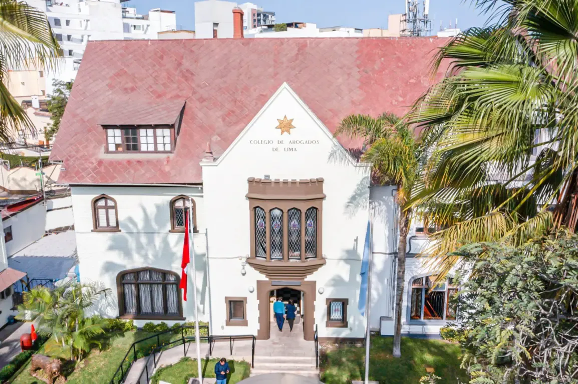 La elección del Colegio de Abogados de Lima es crucial para la justicia electoral en Perú.