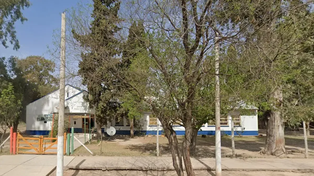 La elección en Mendoza se complica tras el cambio de locación para votantes afectados por tormentas.