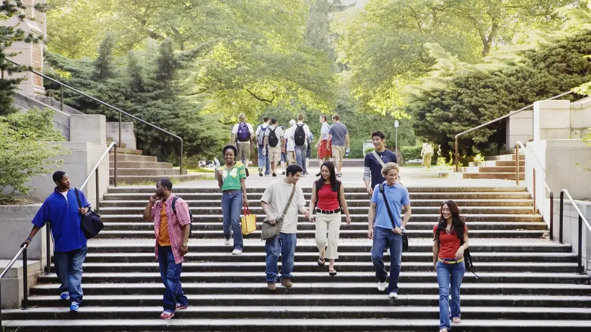 La eliminación de beneficios de matrícula afecta a miles de estudiantes en Estados Unidos.
