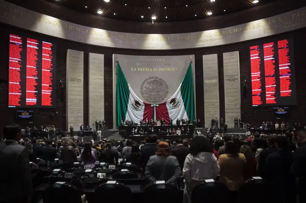 La encuestadora SRC revela las intenciones de voto hacia los partidos políticos para la elección federal de 2027.