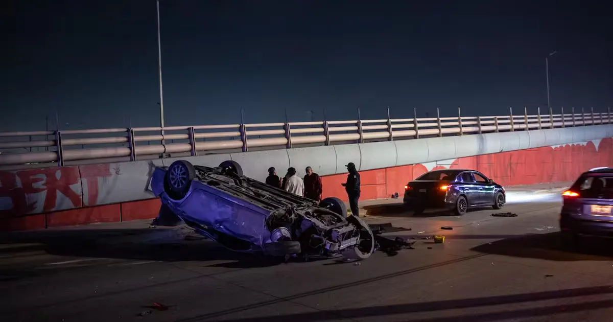 La escena del homicidio en la colonia Camino Verde, Tijuana.