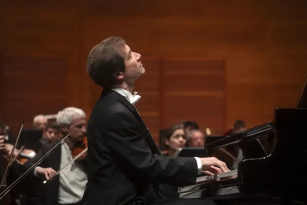 La Euskadiko Orkestra ofrece un viaje musical por el este europeo con magistrales interpretaciones.