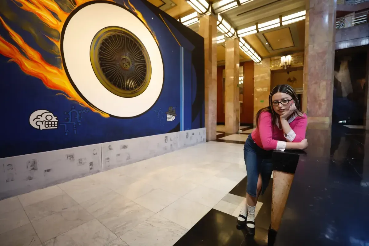 La exhibición "AztLÁn, túnel del tiempo" celebra la identidad latina.