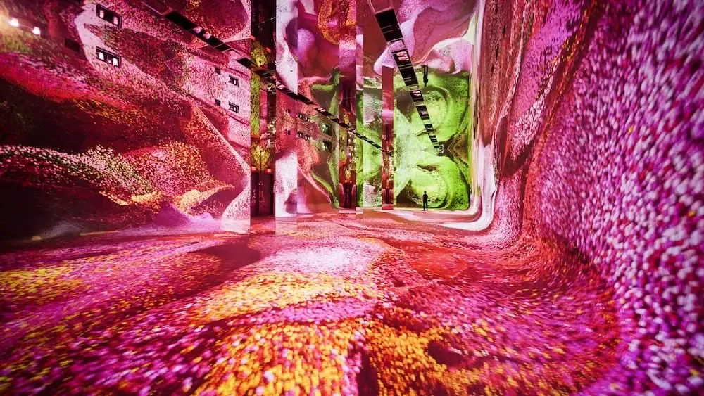 Cada visita a este innovador museo en Los Ángeles es irrepetible gracias a la tecnología avanzada y la inteligencia artificial.