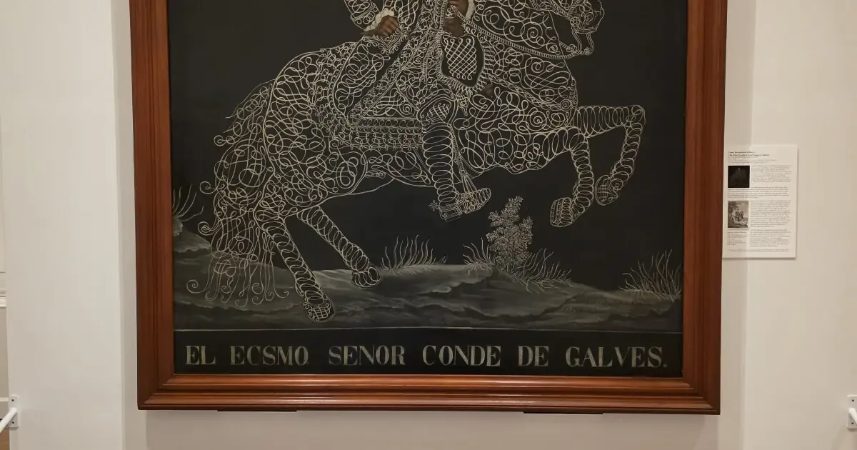 La exposición destaca la contribución internacional de Gálvez a la independencia estadounidense.