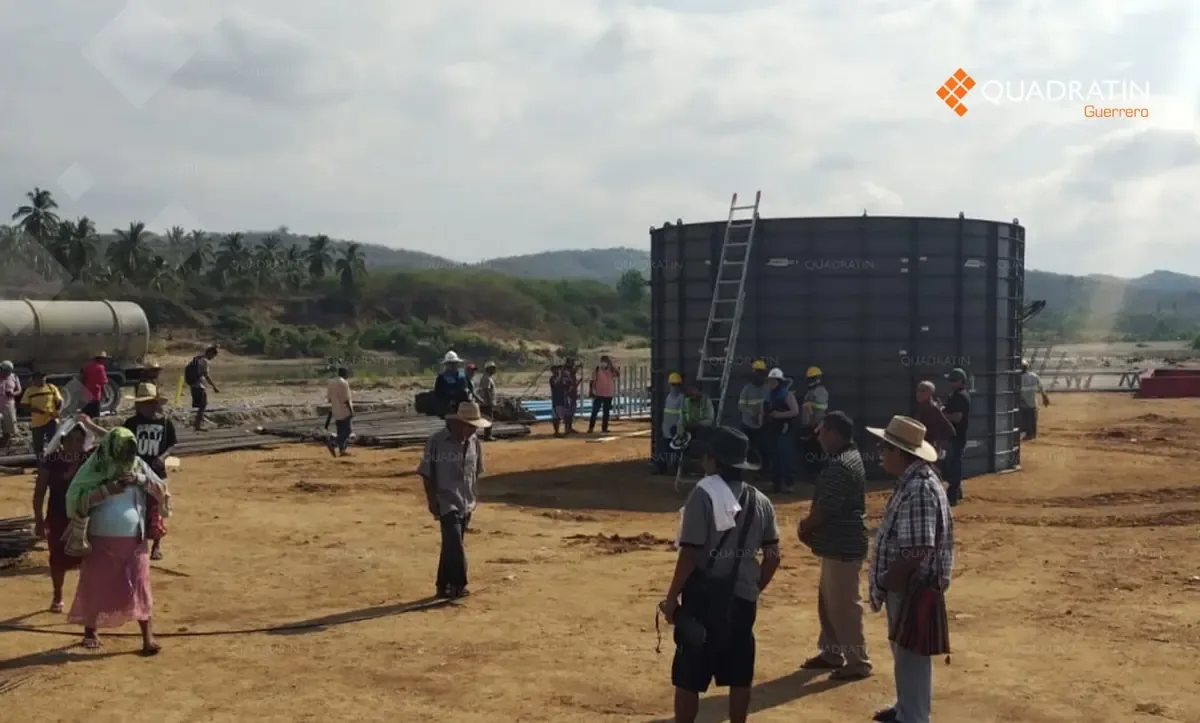 La falta de agua potable y el incumplimiento de acuerdos motivan la protesta de los comuneros en Guerrero.