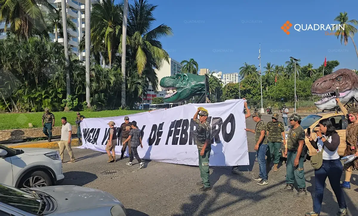 La falta de autorización de Fonatur frustra el espectáculo y afecta a los trabajadores del circo Dinosaurio.
