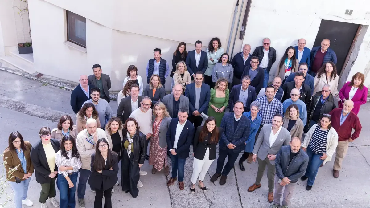 Empresarios de Segovia destacan la necesidad urgente de abordar la escasez de talento y vivienda en la provincia.