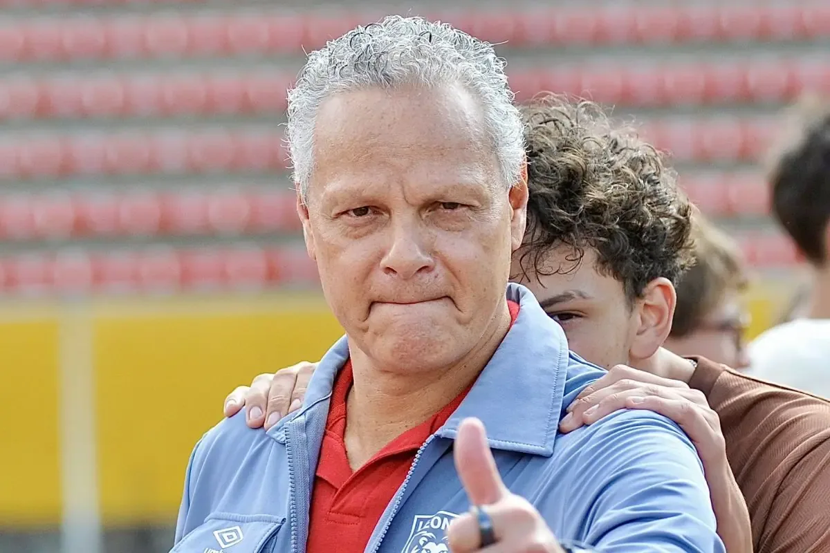 La falta de transparencia en la elección de Francisco Egas desata controversia en el fútbol ecuatoriano.
