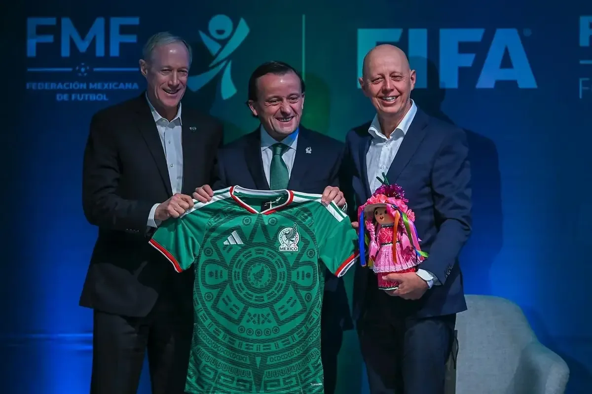 La Federación Mexicana de Futbol reitera su compromiso con la Copa del Mundo en medio de inquietudes por la seguridad.