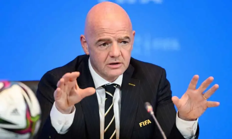 La FIFA asegura que Irán jugará en EE. UU. a pesar de conflictos diplomáticos.