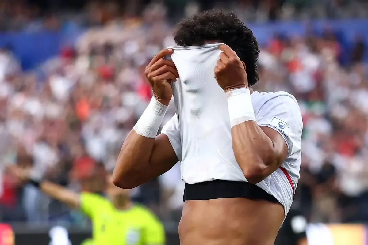 La participación de Irán en el Mundial ha desatado críticas sobre su trato y el papel de FIFA en el contexto político actual.