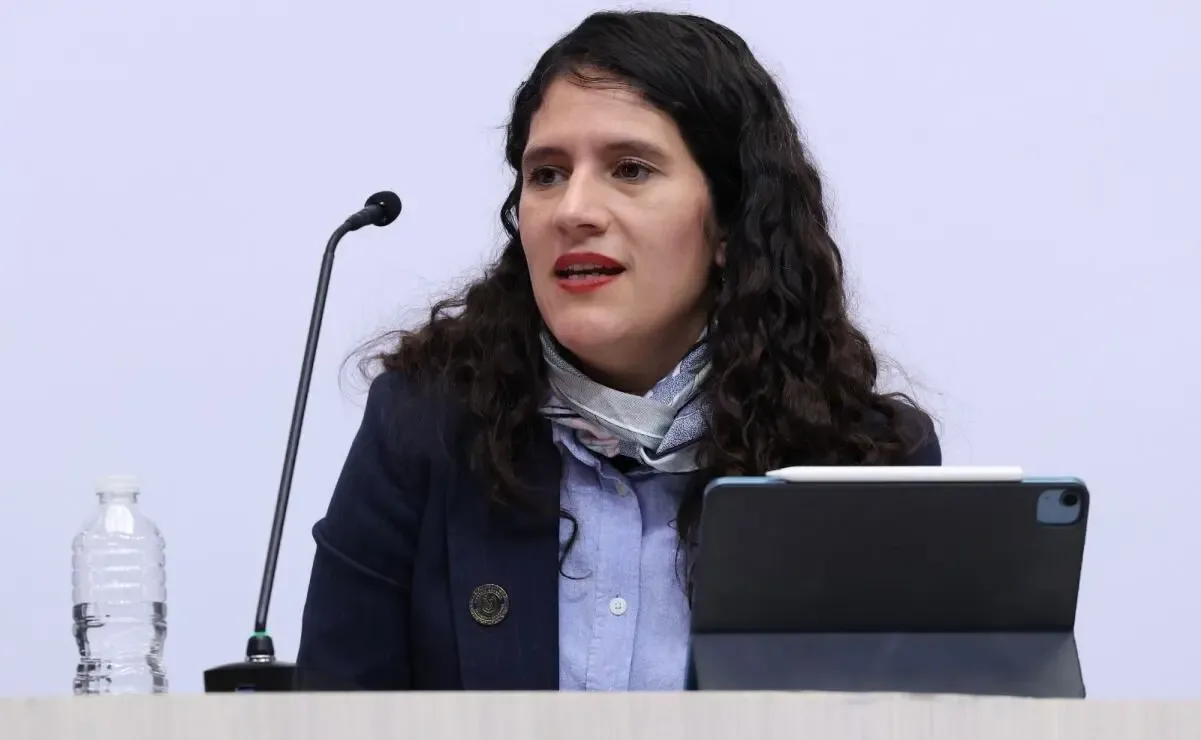 La fiscal Bertha Alcalde Luján durante la conferencia sobre el caso de Iztapalapa.