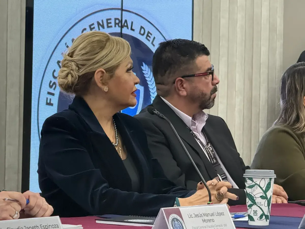 La fiscal Ma. Elena Andrade confirma la falta de pruebas que relacionen ambos casos.