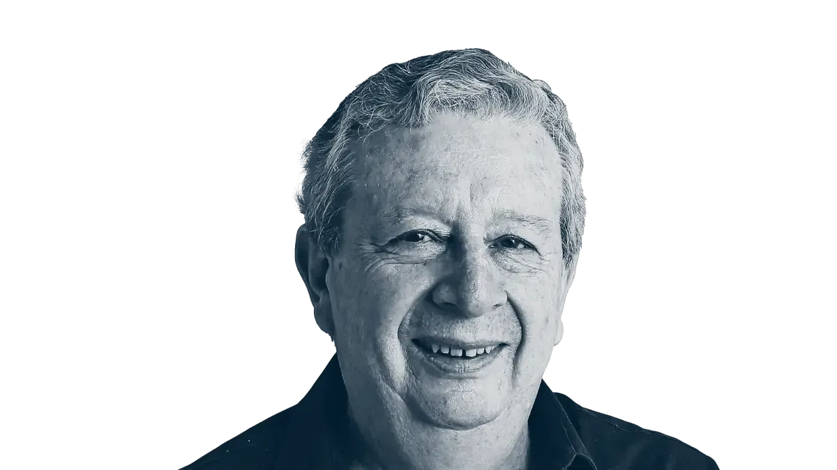 La formación temprana en valores legales es esencial para una democracia sólida.