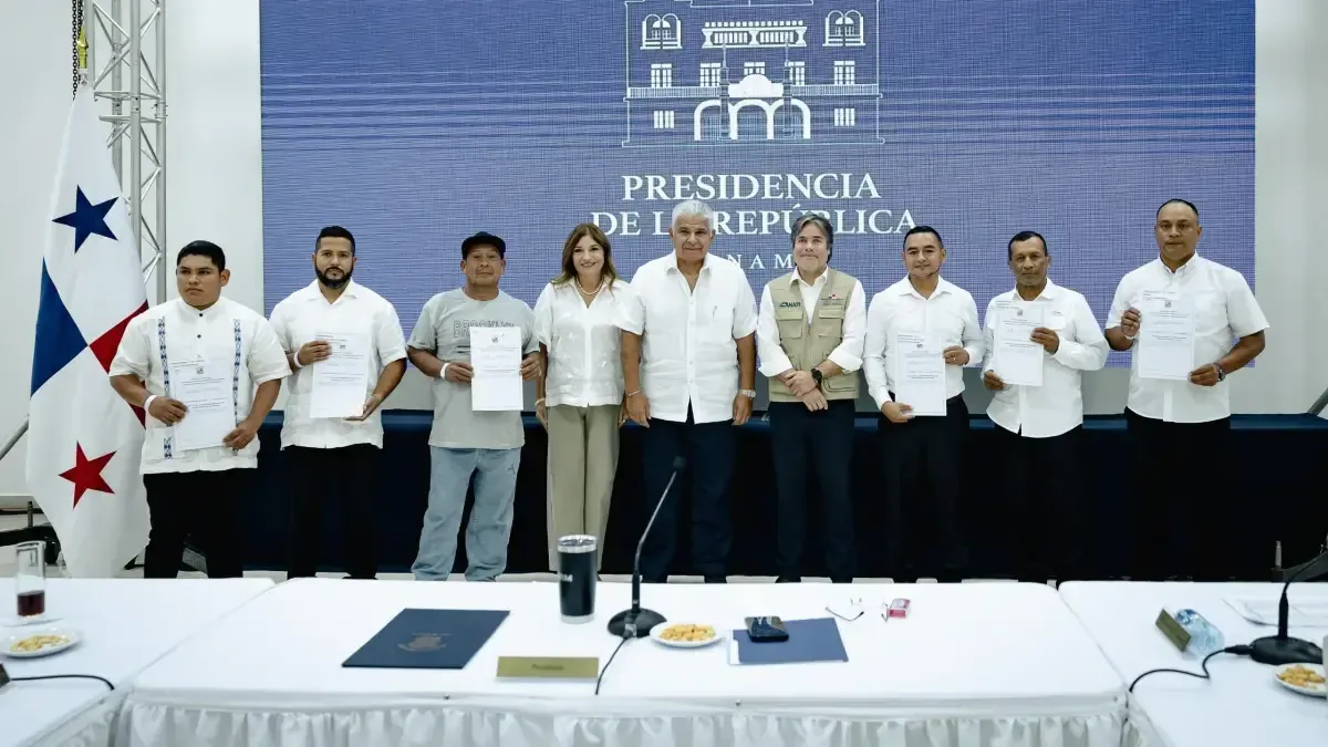 La formalización de derechos de propiedad es crucial para el desarrollo económico.