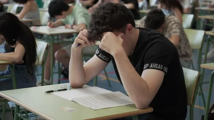 La tecnología y el aprendizaje colaborativo transforman cómo estudian los jóvenes.