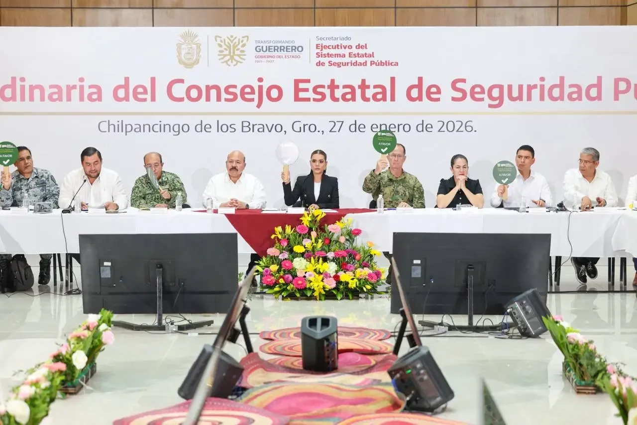 La gobernadora Evelyn Salgado durante la sesión del Consejo Estatal de Seguridad Pública en Chilpancingo.