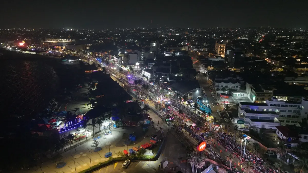 La gobernadora resalta la importancia cultural y económica del evento.