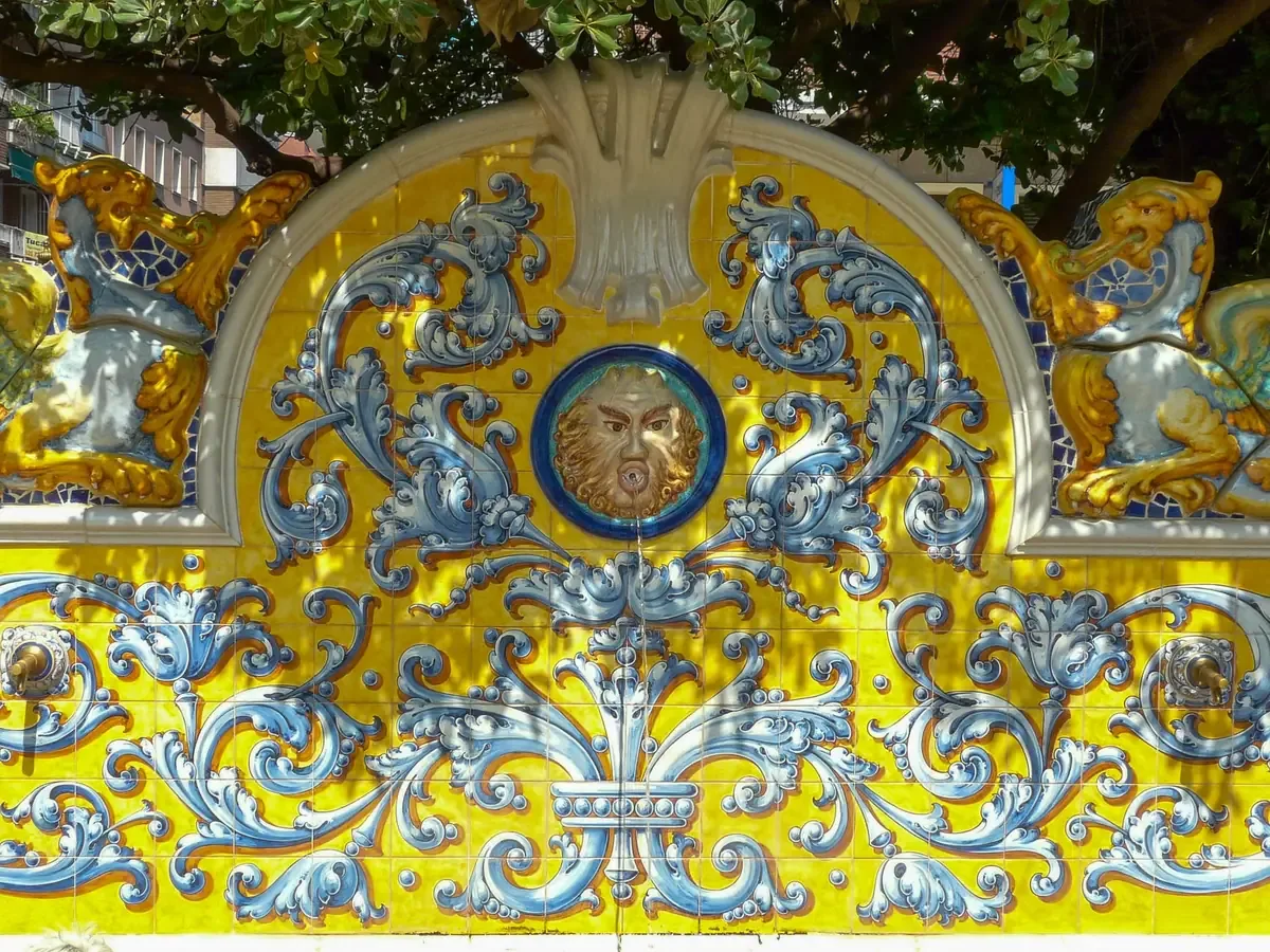 La Fuente de las Ranas destaca como un símbolo de identidad en Saltillo y su conexión con la cultura española.