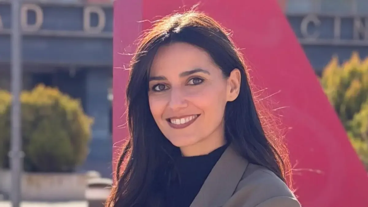 La historiadora señala paralelismos entre las redes sociales actuales y el Patronato de Protección a la Mujer franquista.