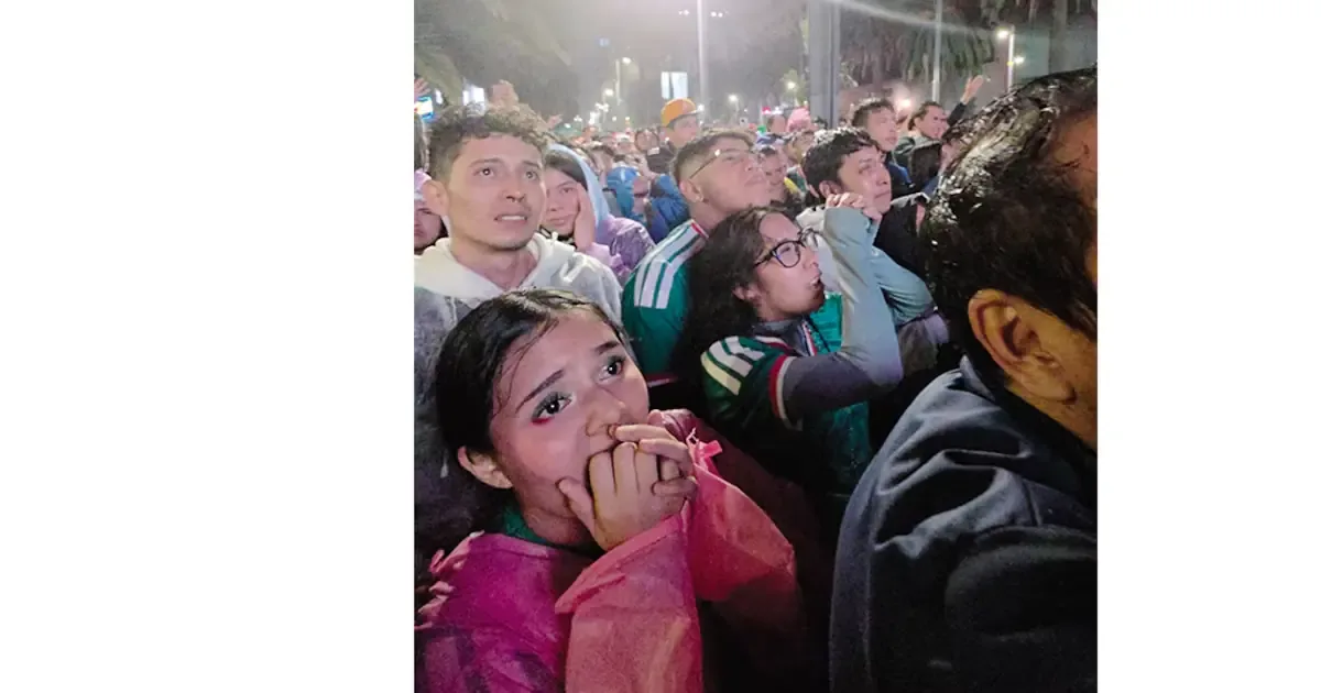 Aficionados mexicanos soñaron con un triunfo que terminó en decepción.