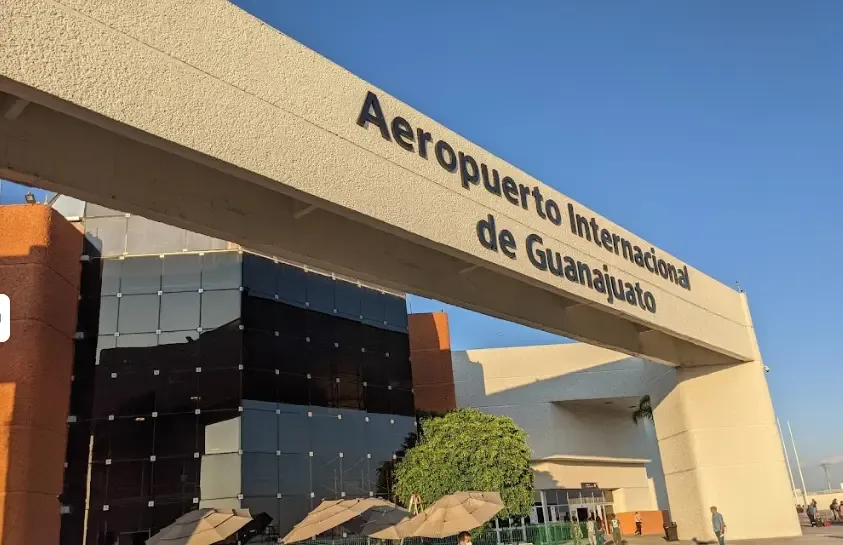 La inauguración del vuelo directo Guanajuato-Madrid mejora la conectividad aérea.