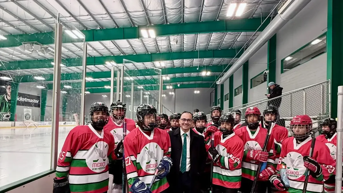 La inclusión del hockey promueve desarrollo y unión cultural en la comunidad latina.