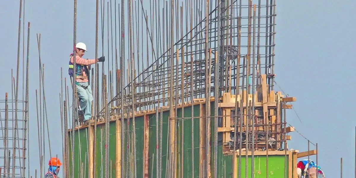 La inflación a los productores en México desciende, impulsada por la estabilidad cambiaria y reducciones en precios agrícolas.