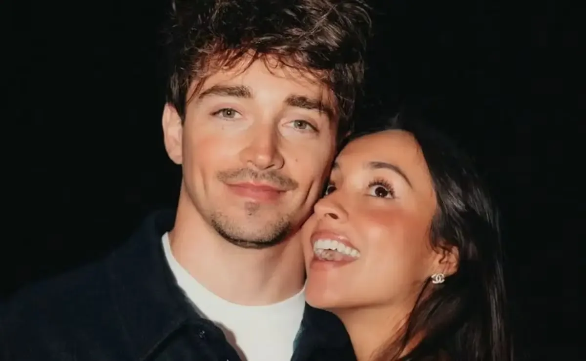 La influencer y modelo Alexandra Saint Mleux se une en matrimonio con el piloto de F1, mostrando sus lazos con México.