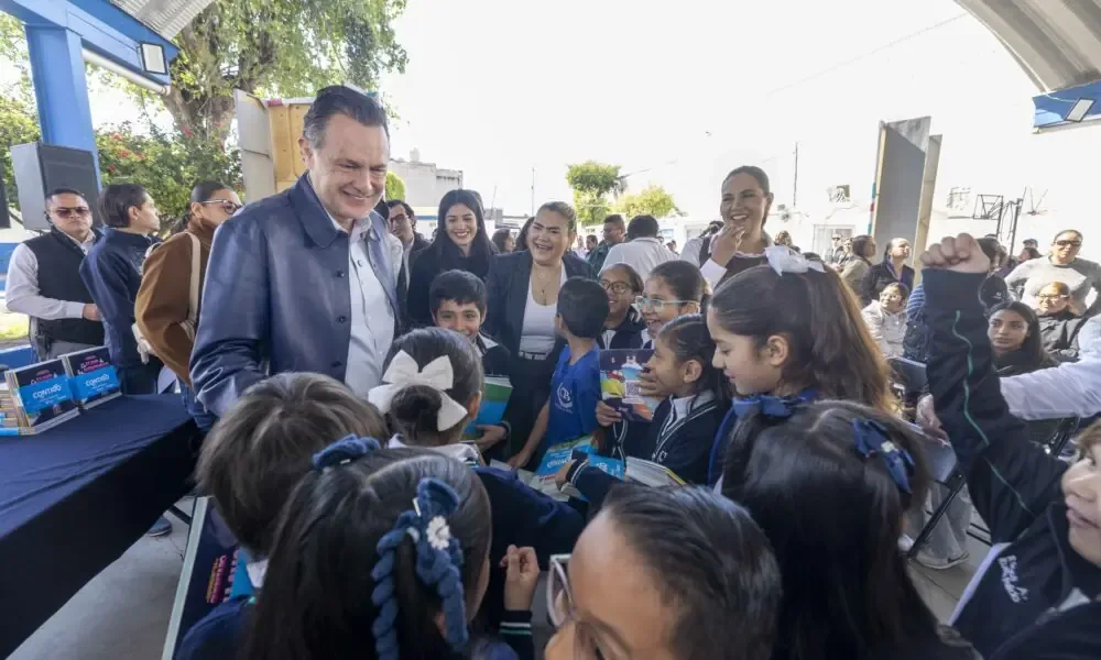 La iniciativa beneficiará a más de 197 mil estudiantes en Querétaro.