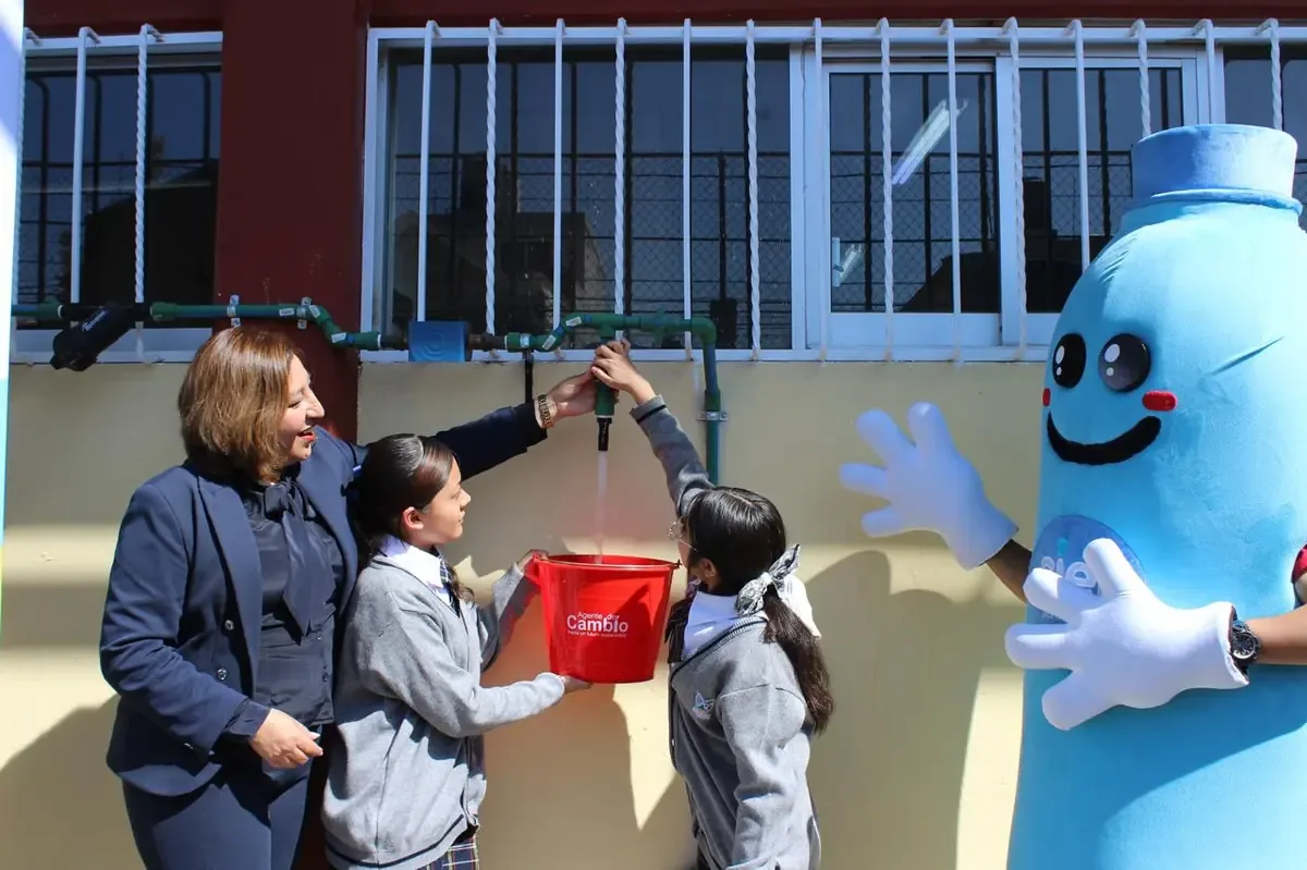 La iniciativa busca combatir el estrés hídrico y beneficiar a más de 600 alumnos.