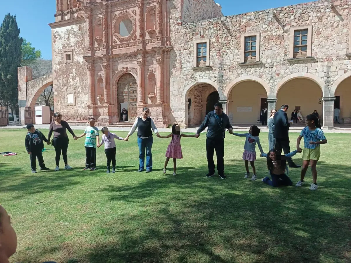 La iniciativa busca promover la lectura y la convivencia familiar en Zacatecas.
