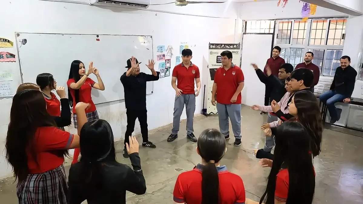 La iniciativa del IMCC promueve creatividad y unión entre jóvenes de la colonia.