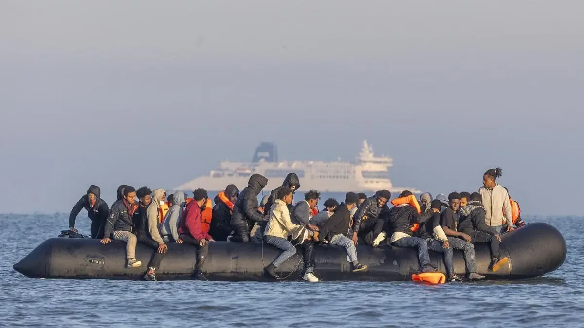 La inmigración genera debates sobre seguridad y derechos en España y su impacto en la población.