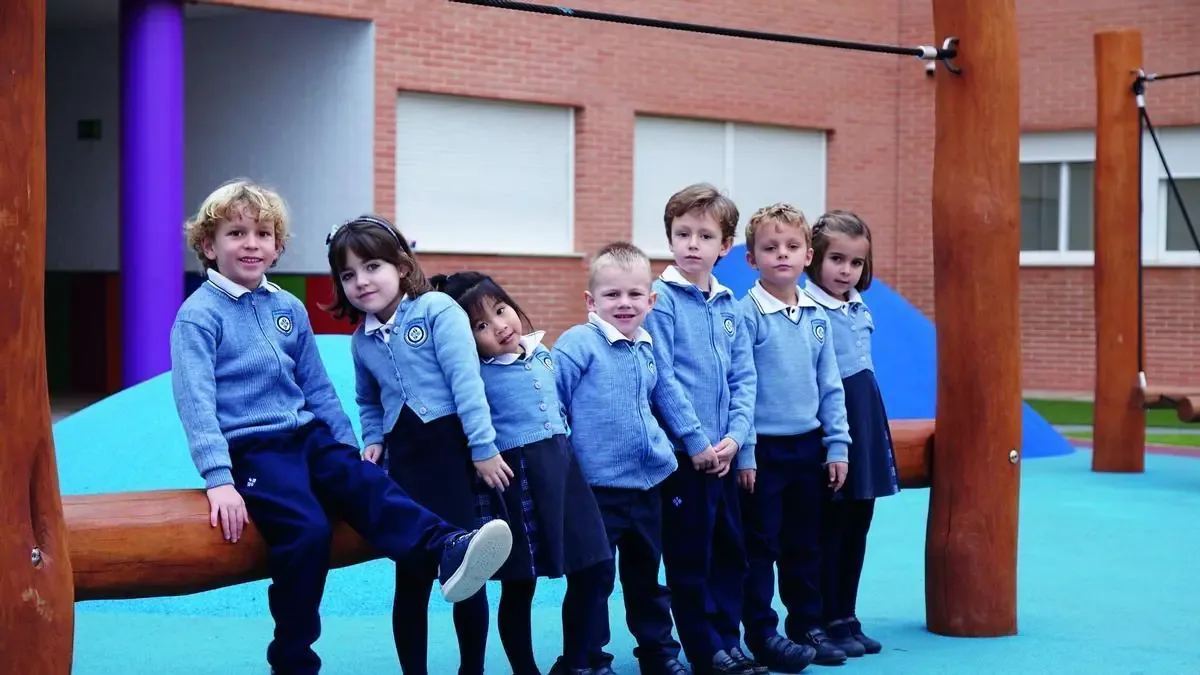 La institución destaca por su enfoque integral y preparación para un mundo globalizado.