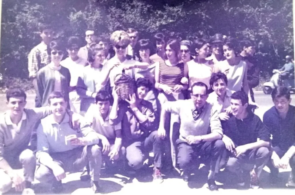 La institución se ha adaptado a las necesidades educativas, ofreciendo formación gratuita y de calidad.