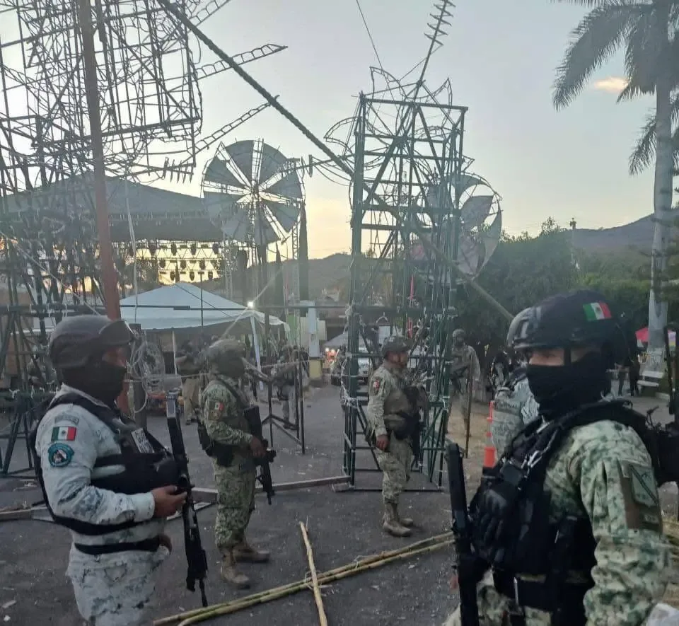 La intervención de autoridades en la fiesta patronal de Tinaja de Vargas.
