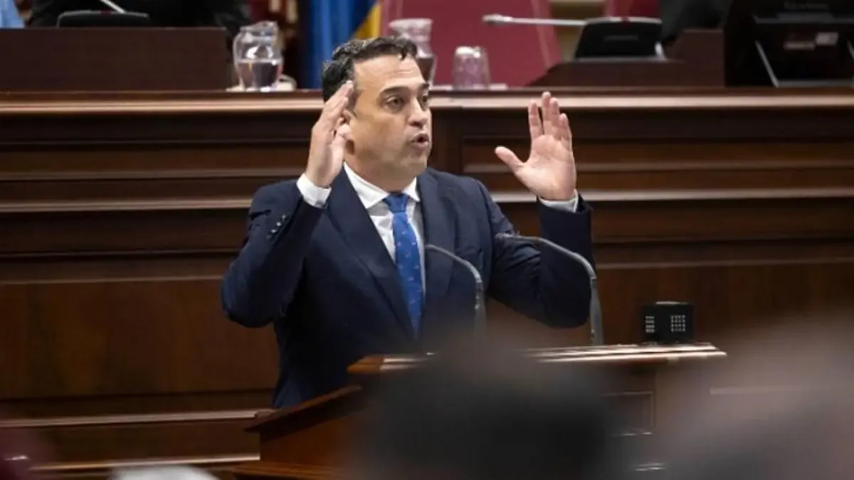 La intervención de Juan Manuel García Casañas en el debate resalta desafíos y logros en Canarias.