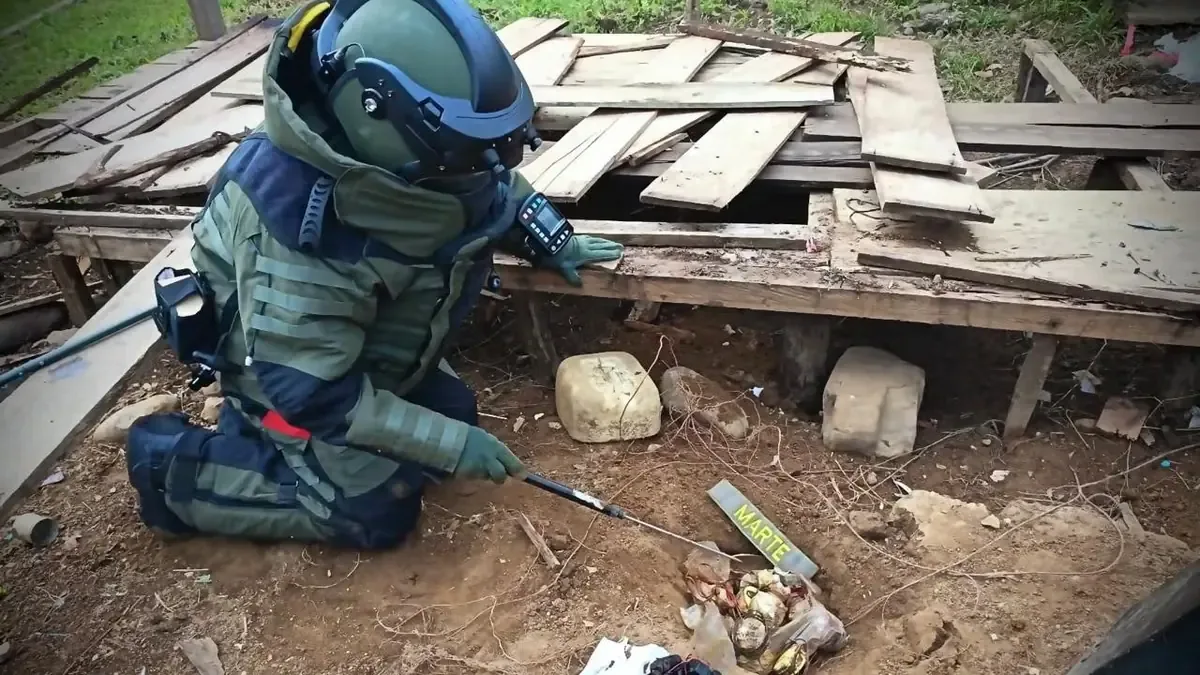 La intervención se realizó tras un reporte de la comunidad sobre artefactos explosivos en la vivienda.